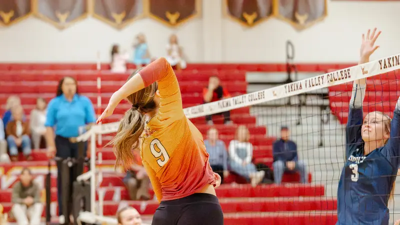 YVC volleyball vs Blue Mountain